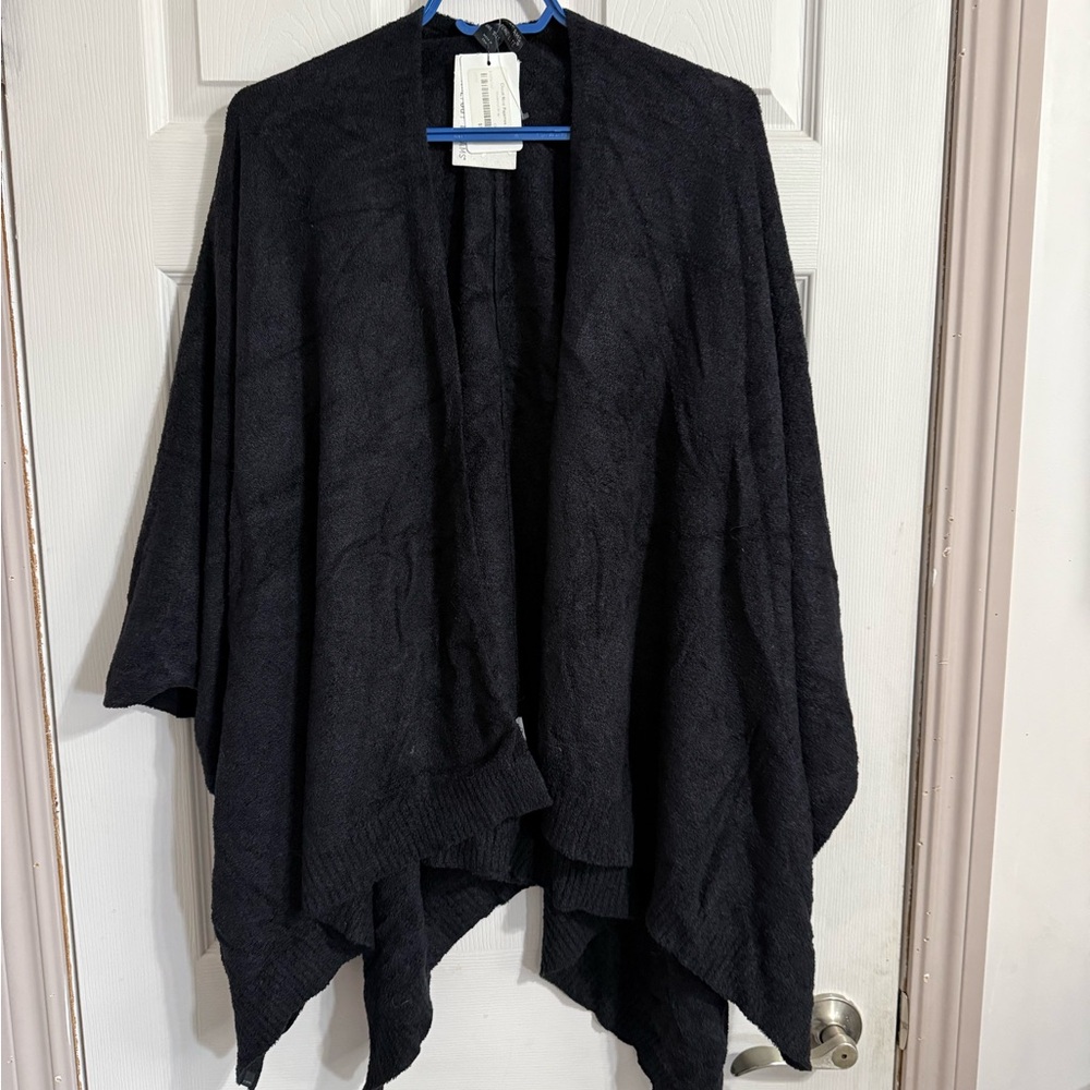 NWT Barefoot Dreams Black Open-Front Poncho Wrap super soft